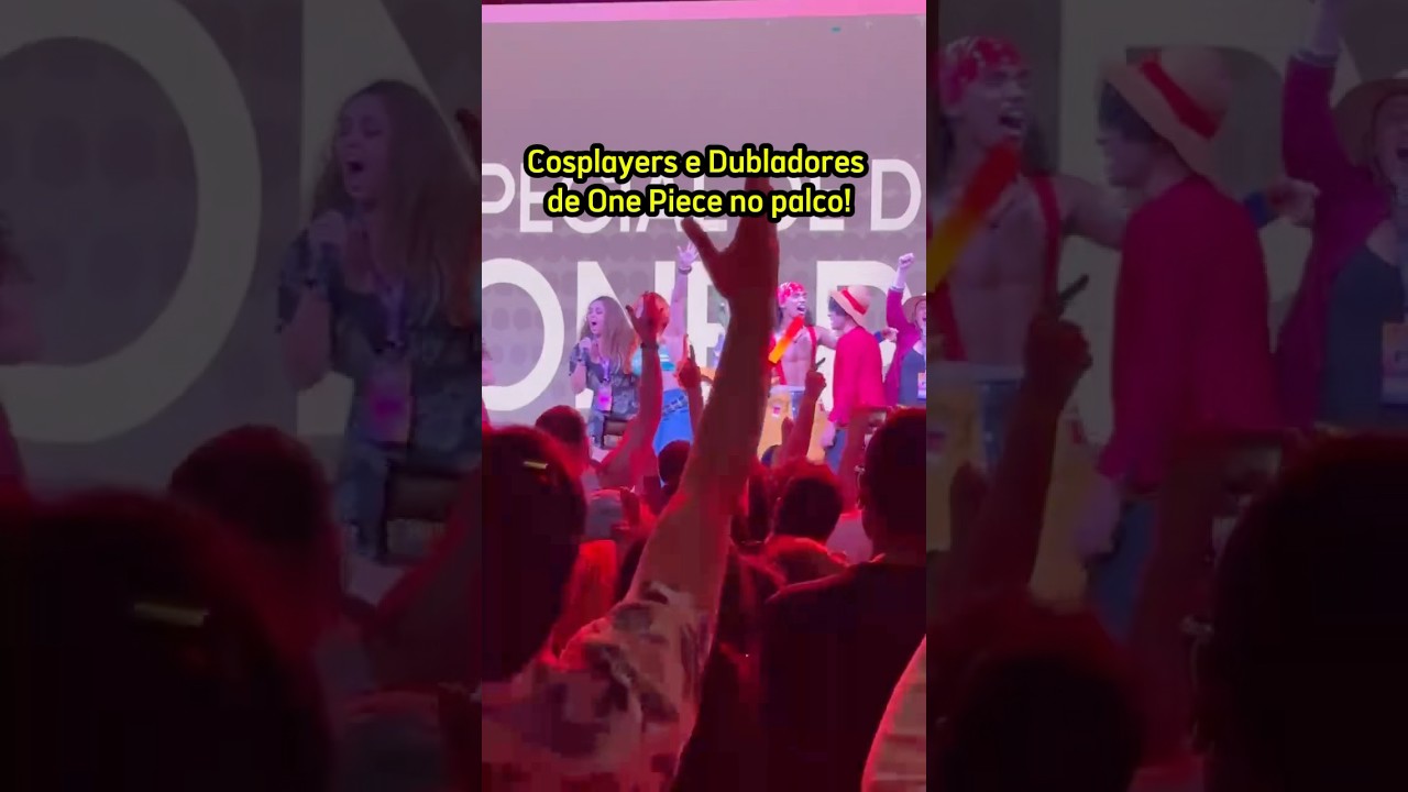 Luffy, Zoro, Nami, Usopp, Franky, Chopper One Piece Cosplayers e dubladores no palco #onepiece