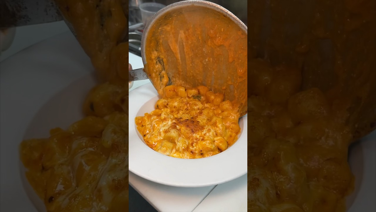 GNOCCHI HEAVEN at Rocco’s in Queens, NYC! 🍝🧀🔥🤤 Which gnocchi are you DEVOURING? #DEVOURPOWER