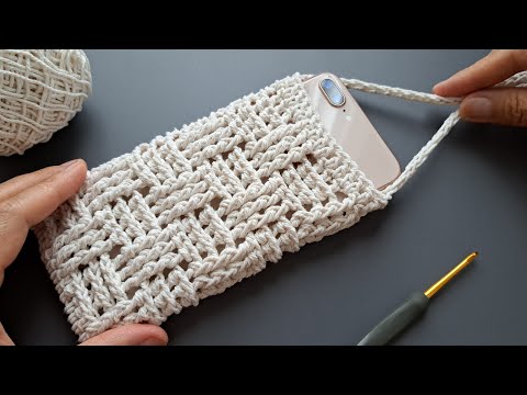DIY Crochet Phone