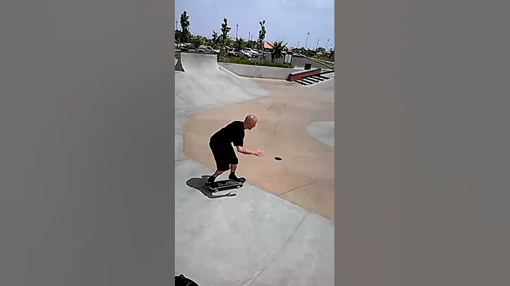 Dwayne Triplett @ EG skate park f/s air
