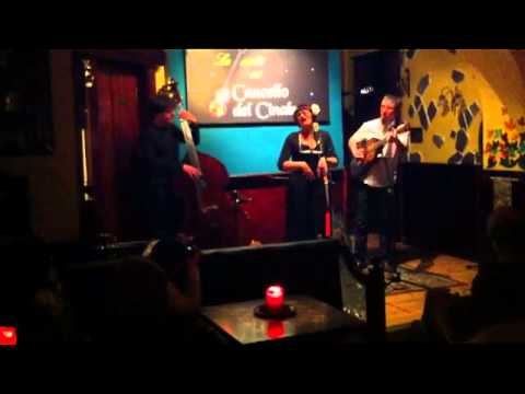 VERONICA SBERGIA & THE RED WINE SERENADERS