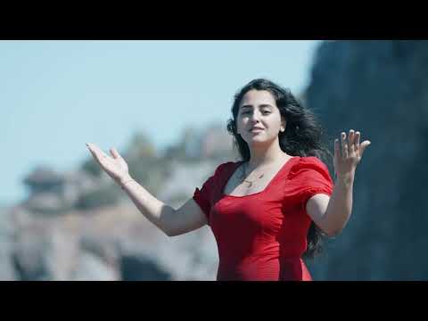 HAZAL KARADON - Aşkımı Başıma Yıktılar Benim