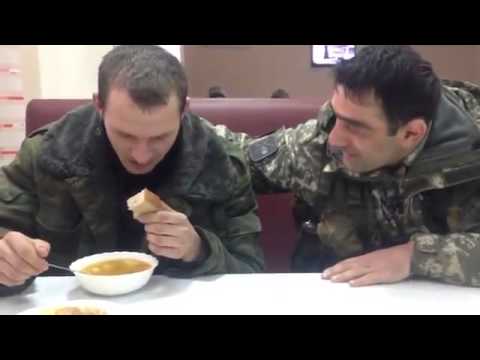 Тонет грузин в машине