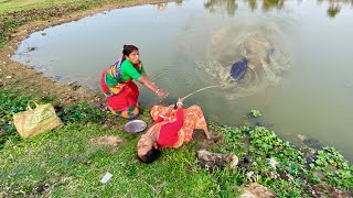 Hook Fishing 🎣|| Two Beautiful Lady Catch Monster Fish In Village Pond || Best Hook fishing #fishing