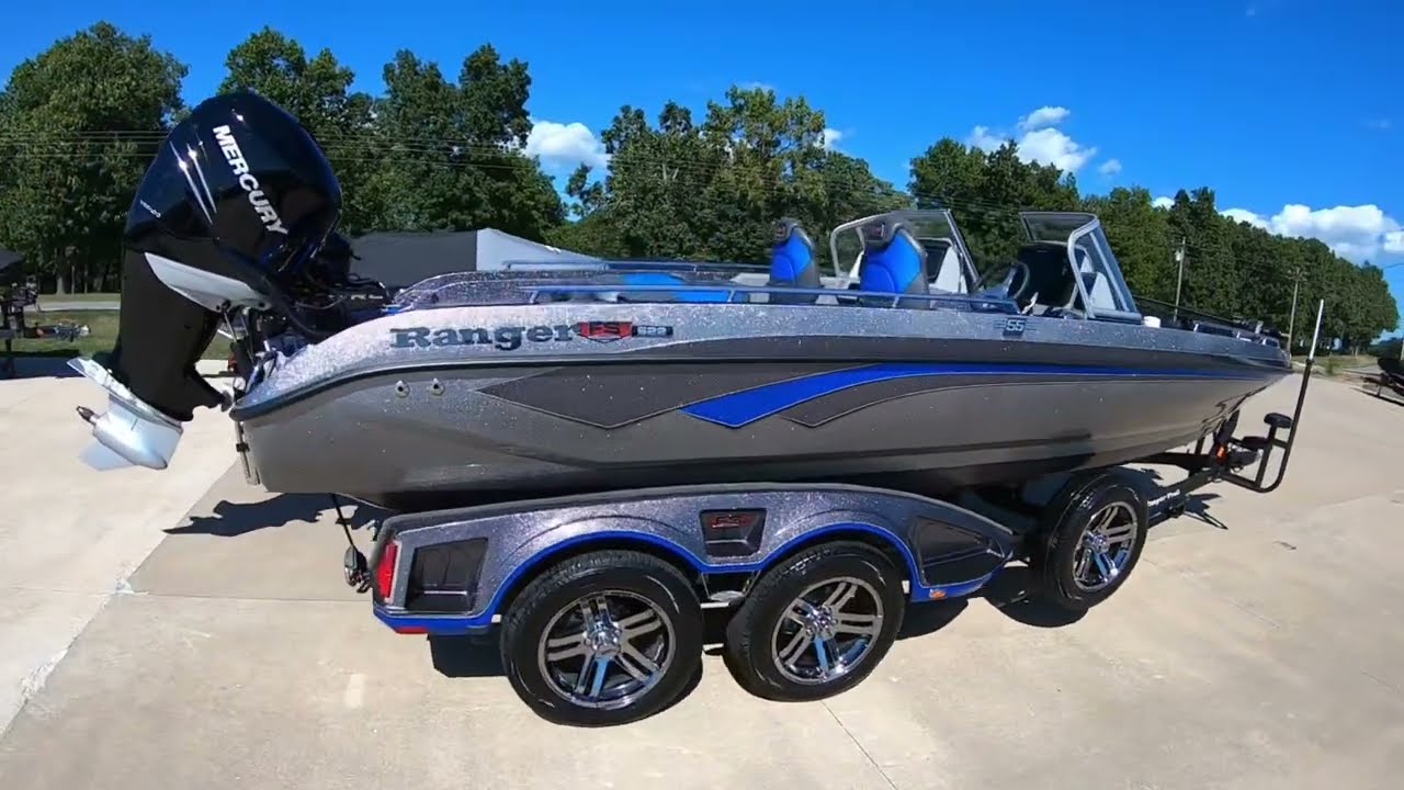 2023 Ranger 622FS Pro w/400 & 15 Kicker stock# R1343 