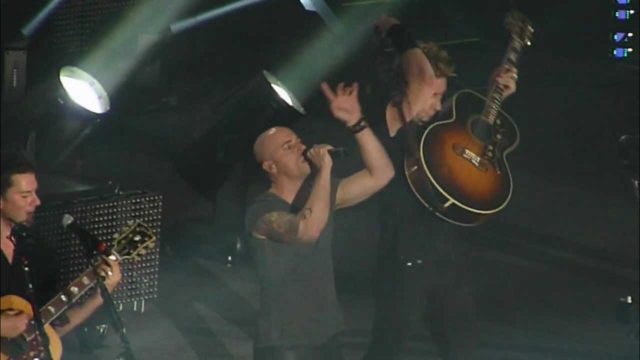 Nickelback ft. Chris Daughtry | Rockstar | Manchester | Oct 2012 Nickelback ft. Chris Daughtry | Rockstar | Manchester | Oct 2012
