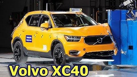 2018 Volvo XC40 - Small overlap crash test