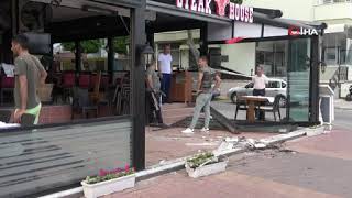 Şarkıcı Lara’ya Alanya’da Otomobil Çarptı