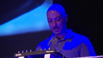 Video scratching stories | DJ Irie | TEDxGroningen