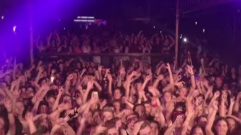DJ Epically Trolls Crowd | What