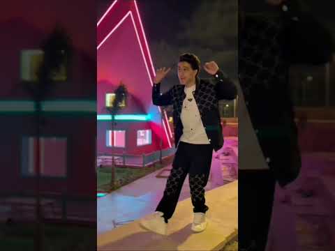 خليك جدع كده في ايميلك كبس وارحب زي غيرك سامر المدني 