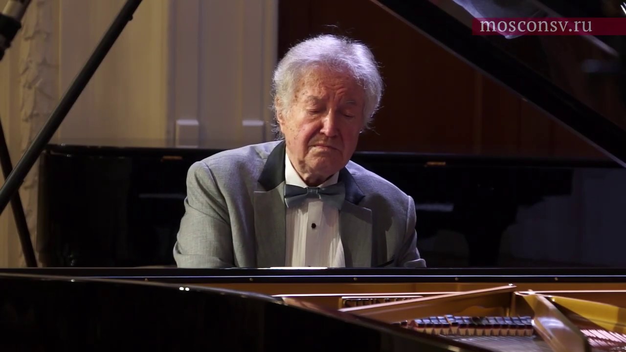 Модест Мусоргский «Картинки с выставки» (1874). Михаил Воскресенский (фортепиано)