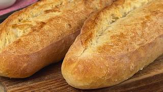 No-Knead French Baguette — 4 Ingredients, Crispy Bakery-Style Crust
