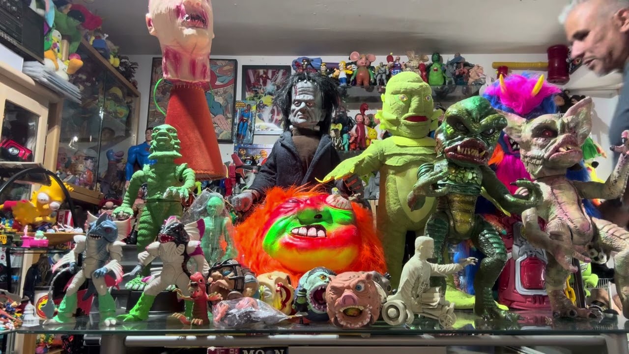 MOUNSTRUOS Y CREATURAS DE TERROR NUESTRA ACUMULACIÓN COLECCIÓN 