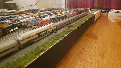 N Scale Amtrak Surfliner