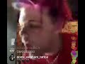 YUNGBLUD singing on live stream