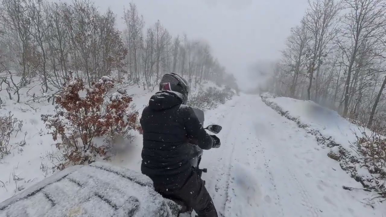 Motorla Karlı Havada Eğlence part 1  #snow #motorcycle #winter 