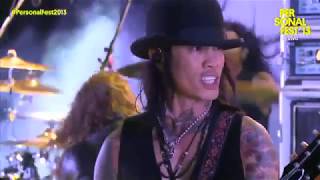 Buckcherry - Ridin&#39; (Live At Personal Fest 2013)