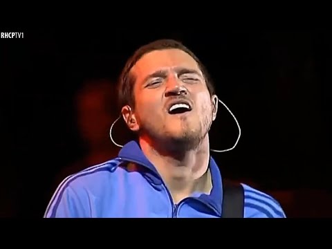 When John Frusciante Plays His Gibson Les Paul... WOW! It's Fantastic!!!