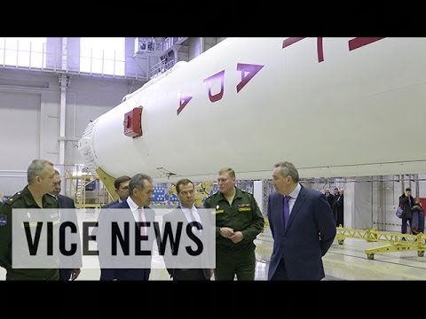 VICE News Daily Beyond The Headlines July 10 2014 