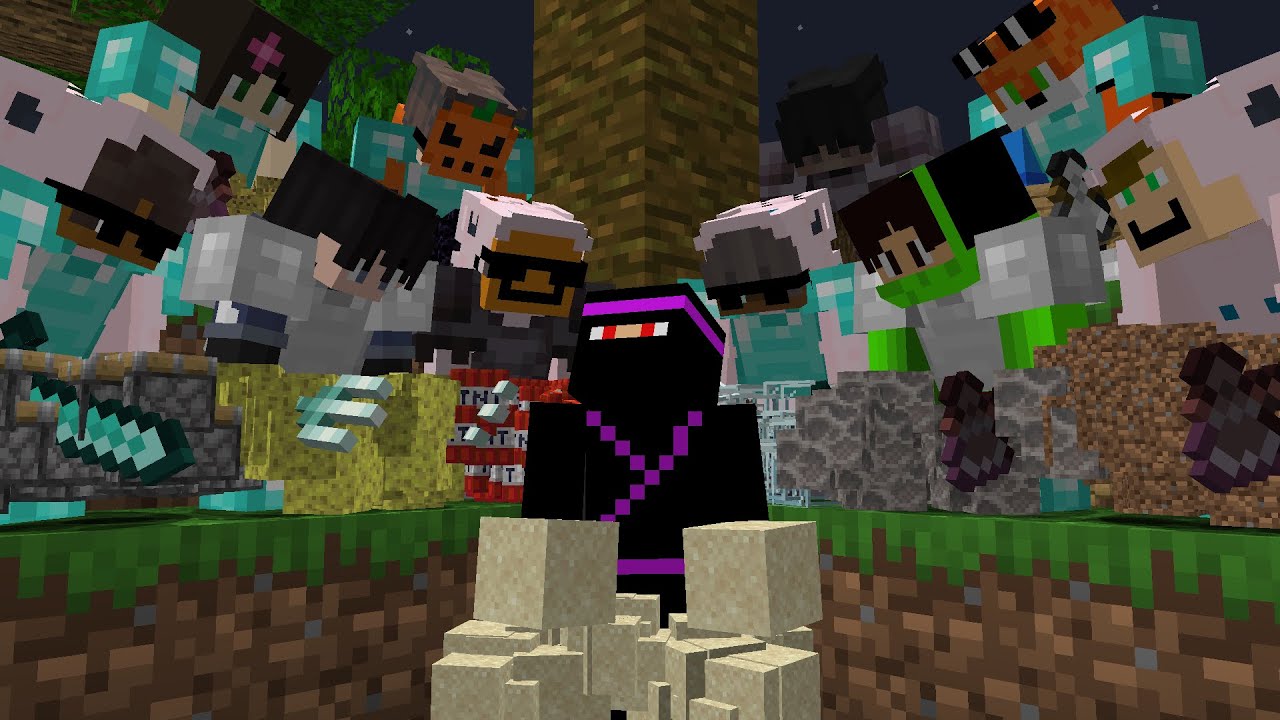 Minecraft Random Item Challenge VS 10 Hunters - YouTube