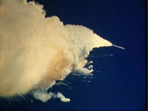 28 de janeiro de 1986   Ônibus espacial Challenger explode após lançamento