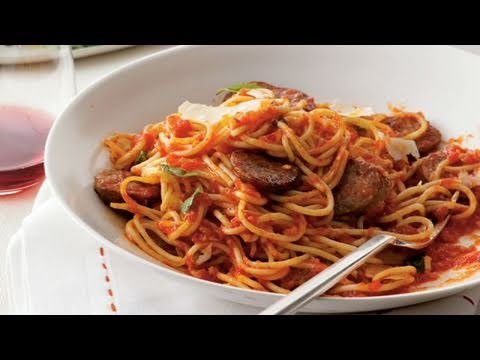 spaghetti-with-sausage-and-simple-tomato-sauce-recipe