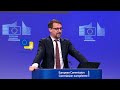 EU Calls for Gradual End to Internal Border Controls in Schengen Area