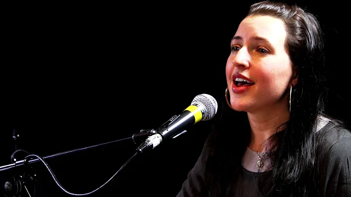 Jennifer Grout chante en prison - Yaa Mohammed - m...