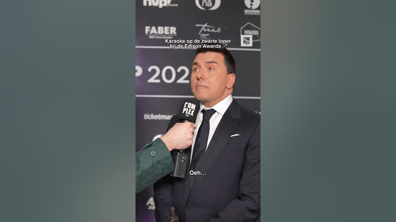 Throwback: Karaoke met Jan Smit ποΈ #jansmit #nederlandsemuziek #edisons #karaoke Throwback: Karaoke met Jan Smit ποΈ #jansmit #nederlandsemuziek #edisons #karaoke