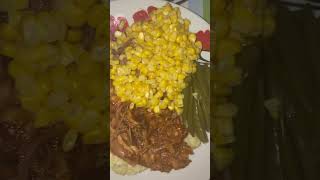 BARBECUE PULLED PORK WITH MASHED POTATOES AND SWEET CORN 🌽