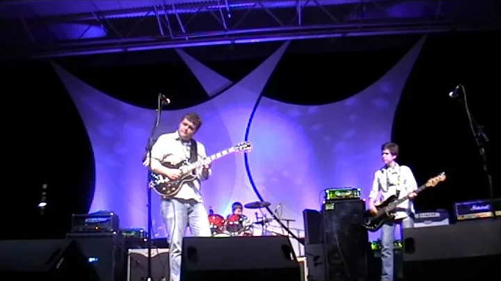 Tim Hoover 2010  Dallas International Guitar Festi...