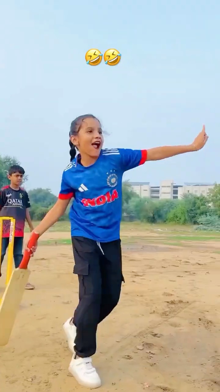 ￼ tu meri Mohabbat Hai?#nandini091013 #funny #dance #trending #shorts #viralvideo #video #short
