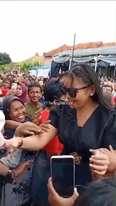 DIAN ANIC ROMANTIS NYA JOSBUS #tarlingcirebonan #tarlingpantura #tarling #dangdut