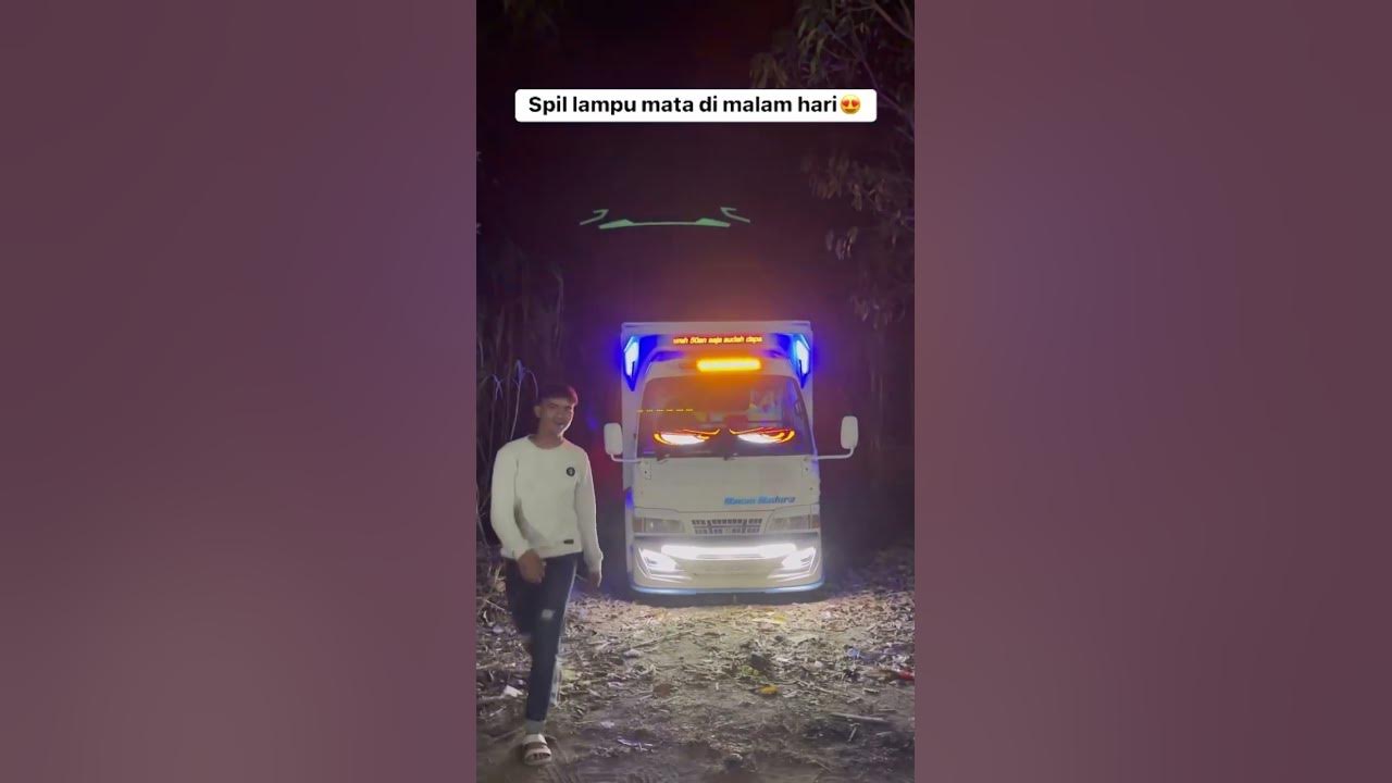 Fausi ardant spil lampu mata yang kagi viral. Kalian yang mau beli hibungi claris led langsung yaa