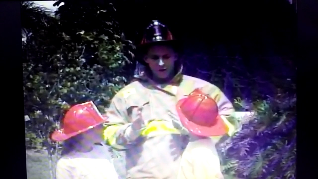 Hard hat harry fire trucks put out fire🔥 YouTube