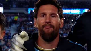 THE MOST BEAUTIFUL ANTHEM OF ALL ON A VERY SPECIAL NIGHT 😢