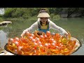 Treasure at the bottom of the river a girl opens a giant clam and discovers jewelry and gemstones