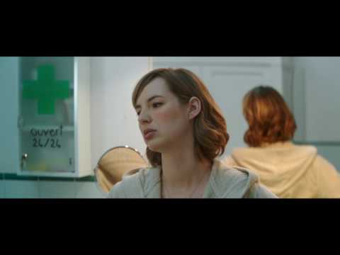Room(H)Ates / Sous le même toit (2017) - Trailer (French)