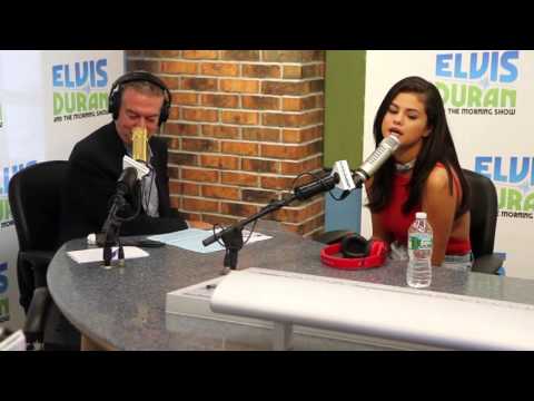 selena-gomez-answers-everyday-questions-|-elvis-duran-challenges
