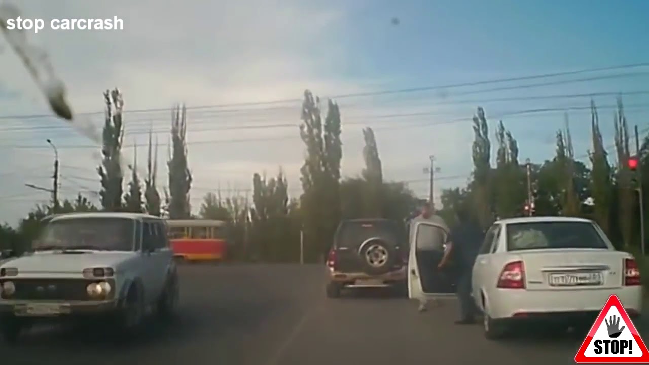 Быдло за рулем получил