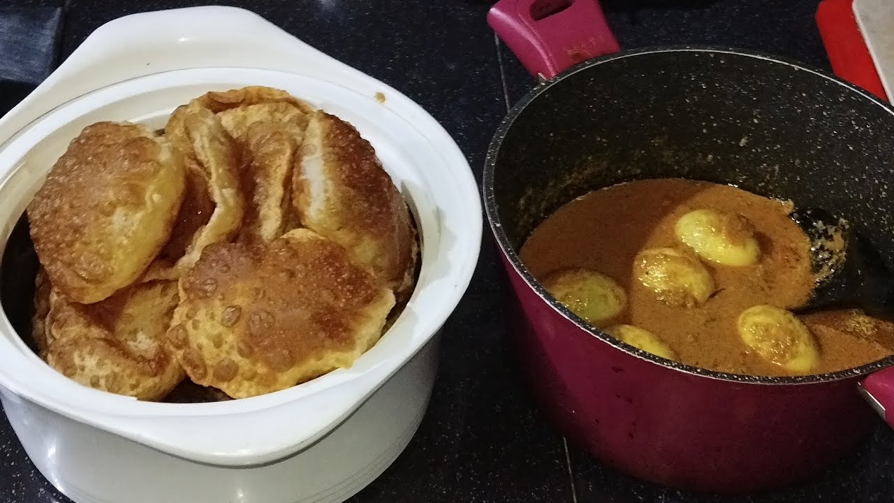 ഒട്ടും ഒന്നും എണ്ണ കുടിക്കാത്ത സോഫ്റ്റ് പൂരി ഉണ്ടാക്കാം # കുഴയ്ക്കേണ്ട പരത്തേണ്ട 👍