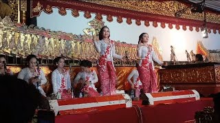 JARUM JARUM SINDEN IRMA DAN AYU BERSAMA KI DALANG EKO SUWARYO