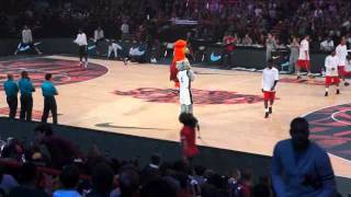 Mascots Battle Heat vs Nets @ All Star Game Bercy 2011
