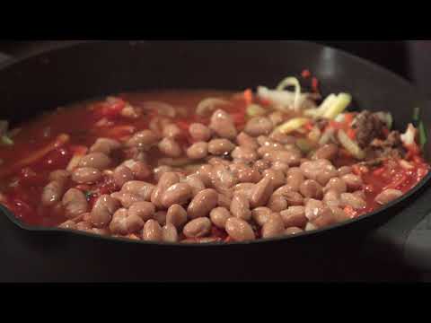 Video: Keittäminen Chili Con Carne