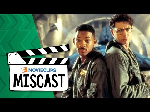 MisCast | Independence Day Starring Barack Obama (2015) - Movie Parody HD