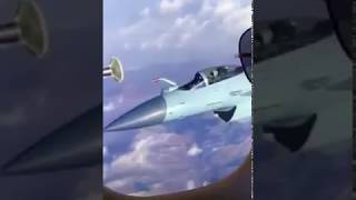 Опасное сближение самолета F-16 с Boeing-777 на дозаправку! Реально...b
