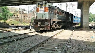 11058 Dadar Express Amritsar - Mumbai Csmt With Ldh Wdm3A Locomotive.