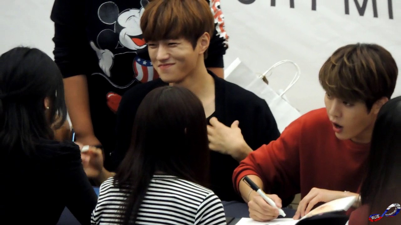 161009 INFINITE COEX LIVE PLAZA FANSIGN 인피니트 코엑스 라이브프라자 팬 사인회 Sungyeol 성열 & Myungsoo 명수 (L 엘) focus