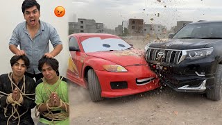 Waleed Ki Dono Car Crash Kr Di 😡